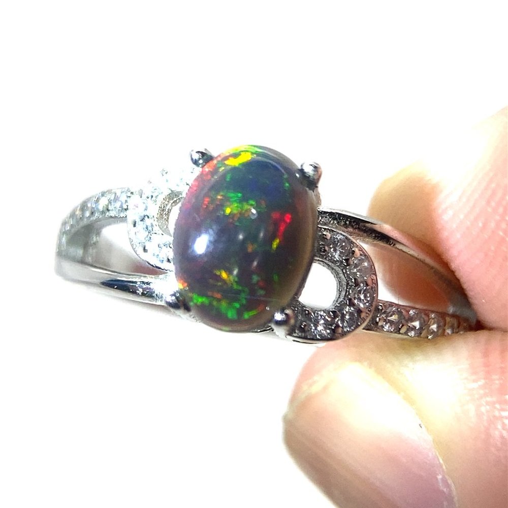 Black Opal 1.31ct Platinum Finish Solid 925 Sterling Silver Ring
